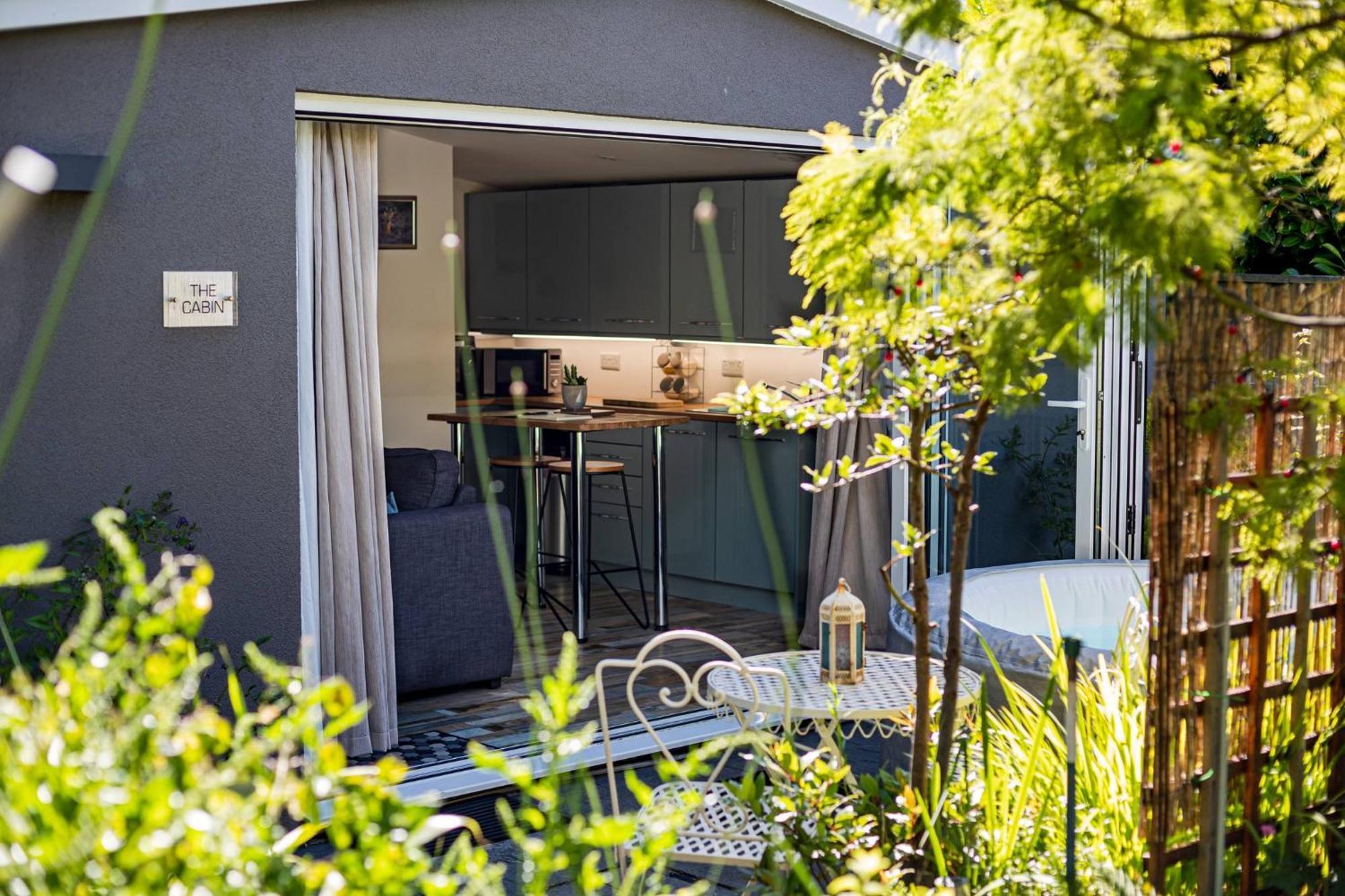 Hideaway Cabin For Two On Edge Of New Forest Hinton  Eksteriør bilde